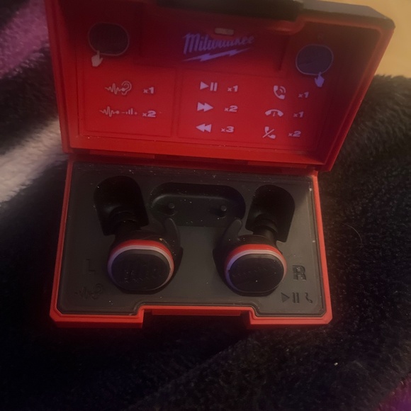 Milwaukee ear buds - Picture 2 of 5